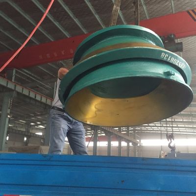Onderdelen voor het vervangen van de laag van de breker van hoogmanganes staal Mn18Cr2 voor HP300 HP400 HP500