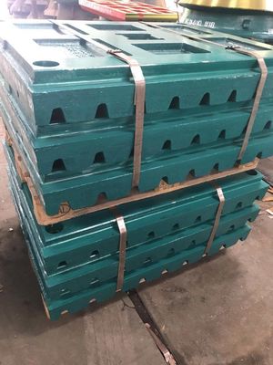 Machinaal type van de breekmachine High Manganese Steel Wear Parts Mn18Cr2 Jaw Plate voor C80 Jaw Breaker