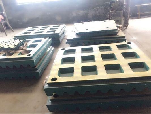 1000 kg gewichtscrusher C125 kaakcrusher slijtage delen kaakplaat voor mijnmachine EN124 standaard