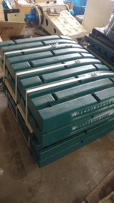 1000 kg gewicht gietplaat van hoog mangaans staal voor C105 C106 kiescrusher slijtagelementen