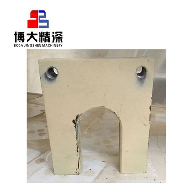 Nieuw ontworpen C200 Intermediate Plate Jaw Crusher Spare Parts for Mineral Processing
