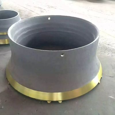 Aanvaardbaar OEM CH430 High Manganese Cone Crusher Wear Parts Mantel en Concave voor Ertsmijnbouw
