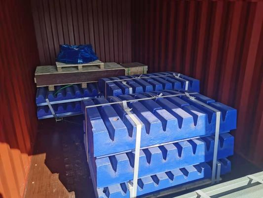 Verbranding van de kaakbreker met vaste kaakplaat 814320042100 voor C100-machine-type-breker