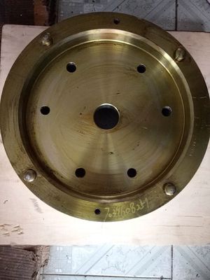 Original kleur reserveonderdelen stopcontact voor mijnbouw kegelbreker op betaalbare prijs