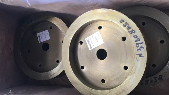 Original kleur reserveonderdelen stopcontact voor mijnbouw kegelbreker op betaalbare prijs